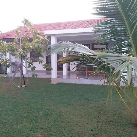 Negombo Holiday Home Εξωτερικό φωτογραφία